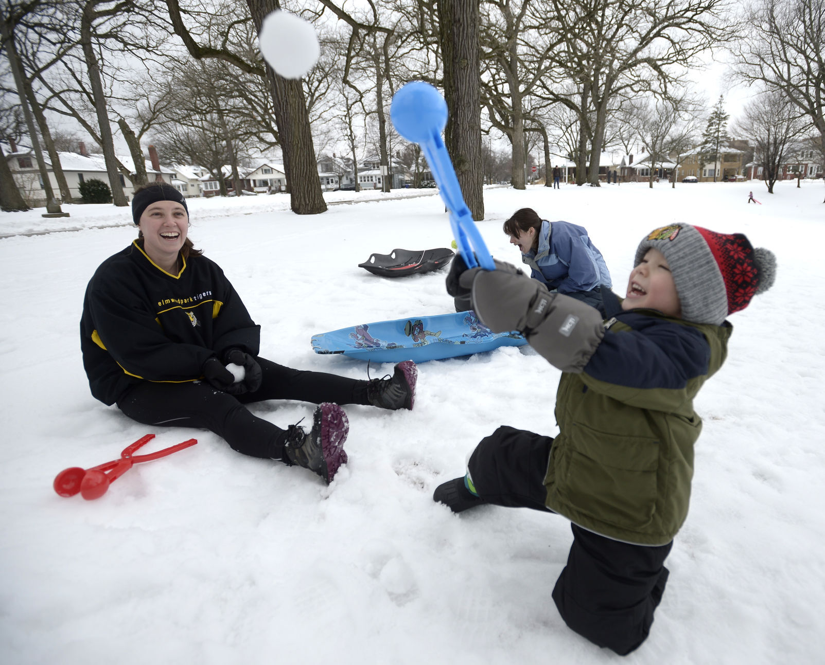 SNOW WEATHER FEATURE